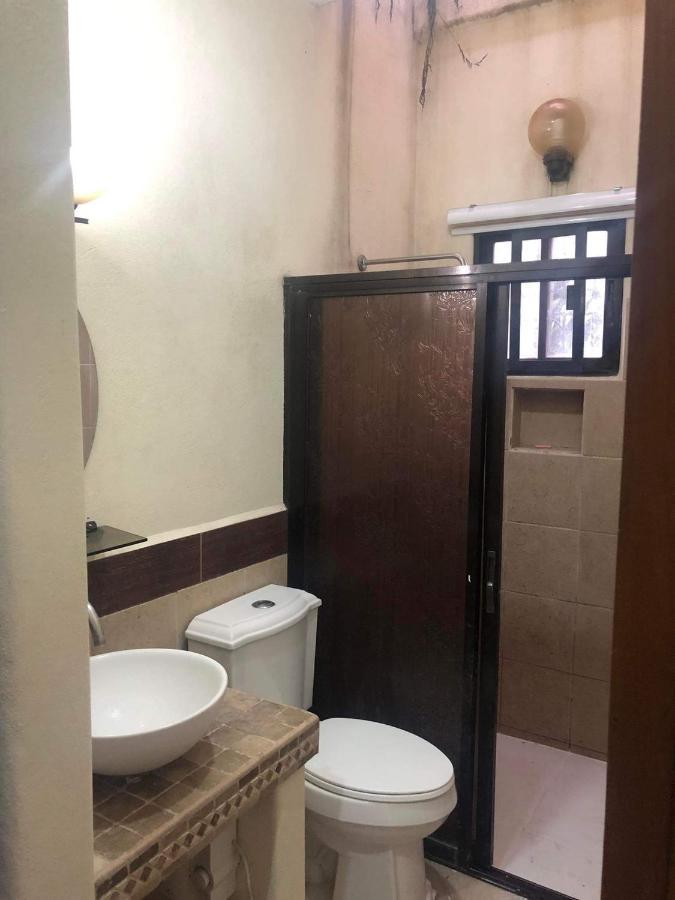 Tagaytay Bnr Guesthouse 4Br With Balcony 12-14 Guest Tagaytay City Extérieur photo